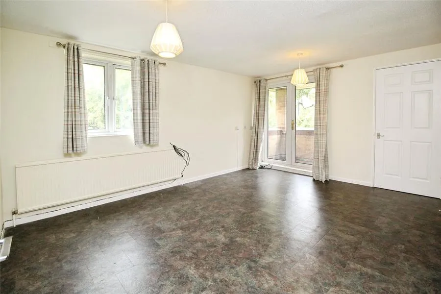 Sutcliffe Avenue, Oldbrook, MK6, photo 5