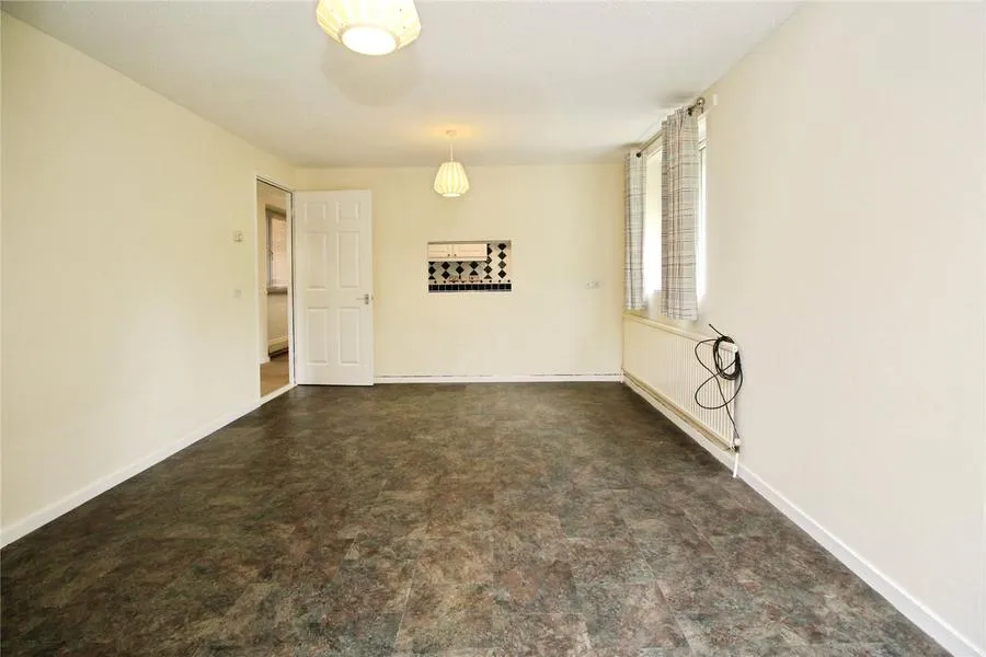 Sutcliffe Avenue, Oldbrook, MK6, photo 6