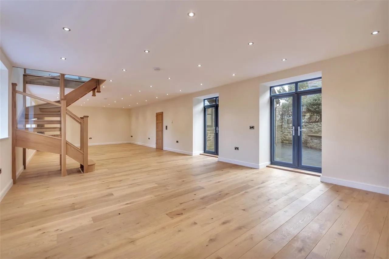 Back Chapel Street, Llanrhaeadr Ym Mochnant, photo 9