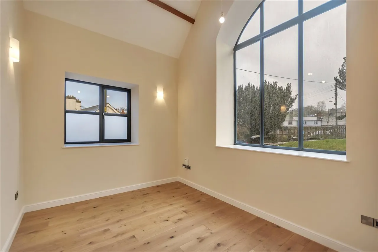 Back Chapel Street, Llanrhaeadr Ym Mochnant, photo 4