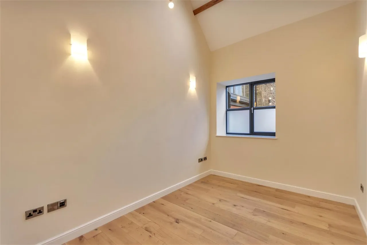 Back Chapel Street, Llanrhaeadr Ym Mochnant, photo 7