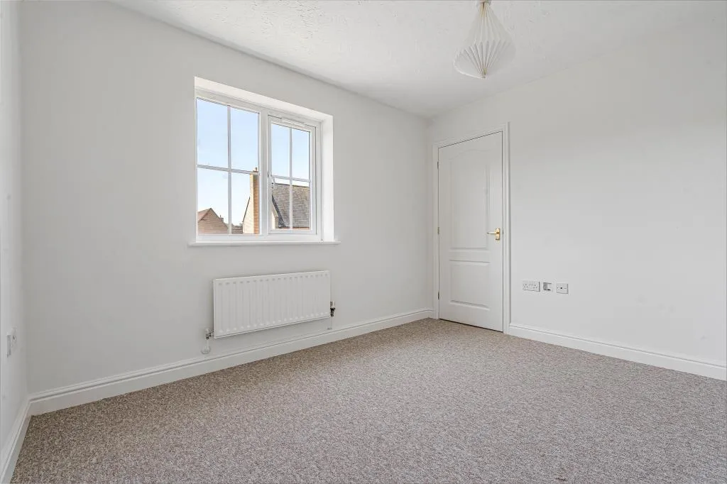 Tennyson Place, Ely, CB6, photo 13