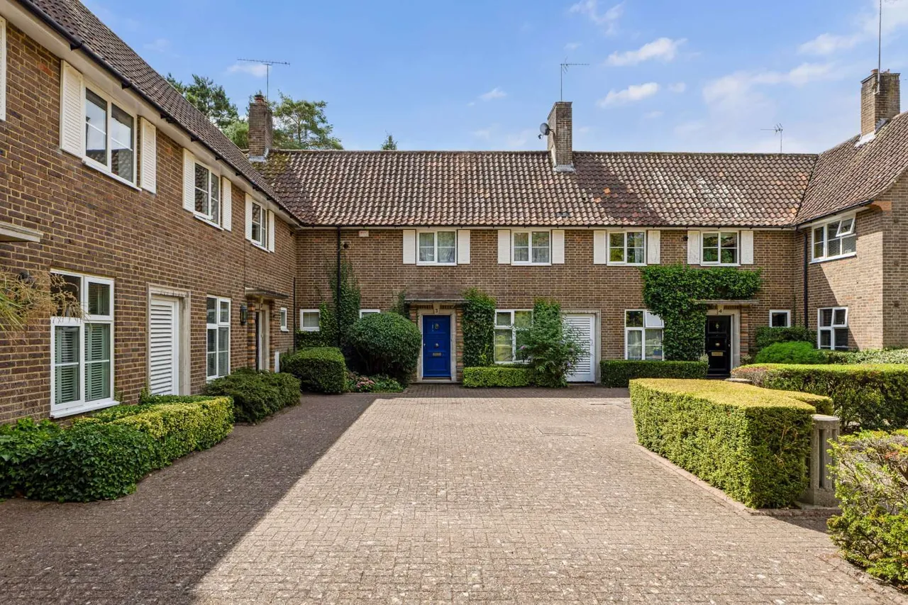 3 bed house for sale — Forest Close, Ascot, Berkshire, SL5 8DW