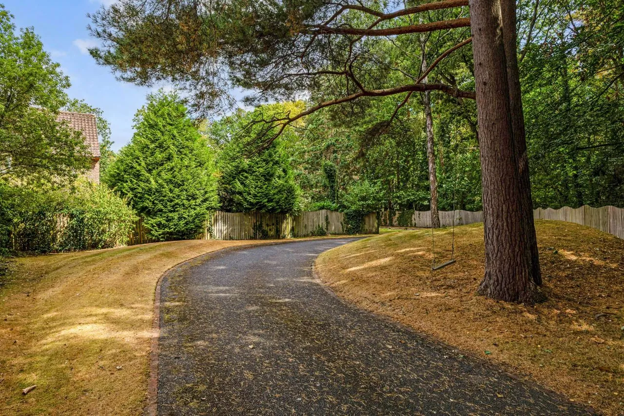 Forest Close, Ascot, Berkshire, SL5 8DW, photo 12