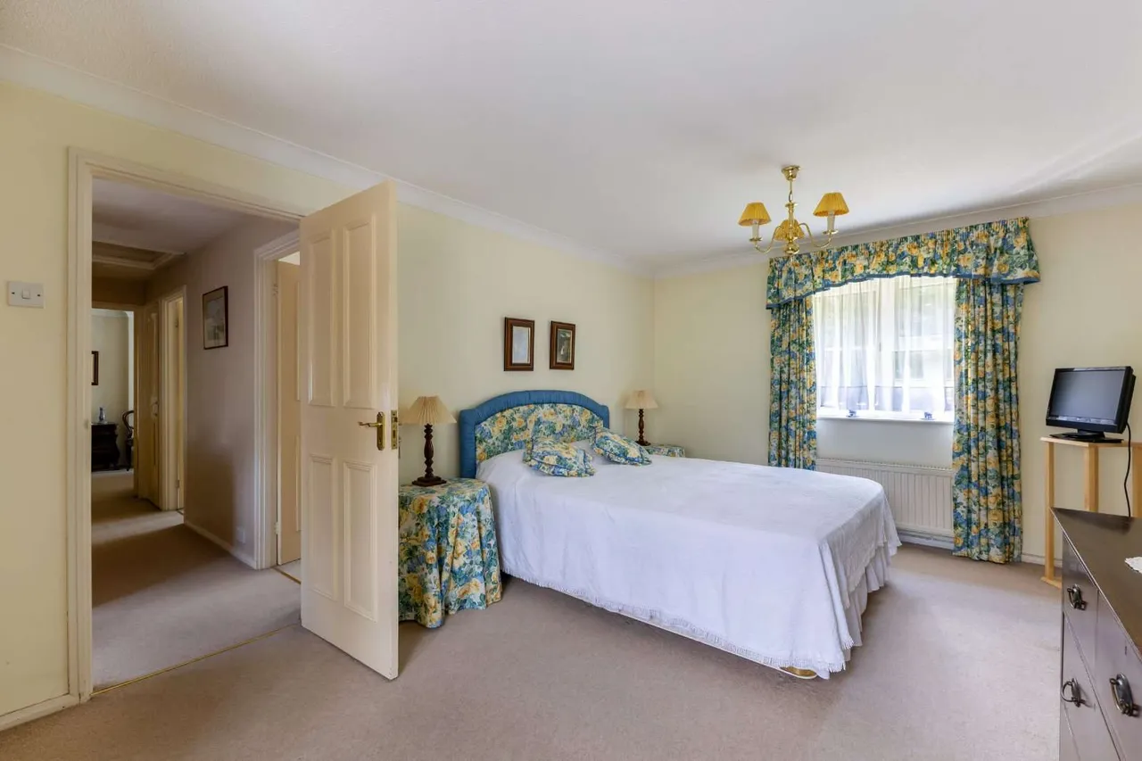 Forest Close, Ascot, Berkshire, SL5 8DW, photo 7