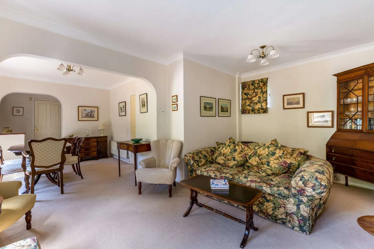 Forest Close, Ascot, Berkshire, SL5 8DW, photo 3