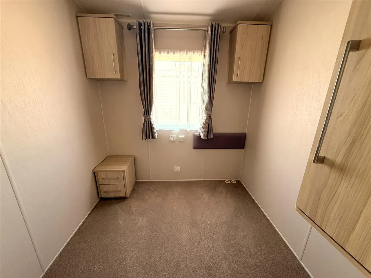 Little Lakeland Caravan Park, Wortwell, IP20, photo 9