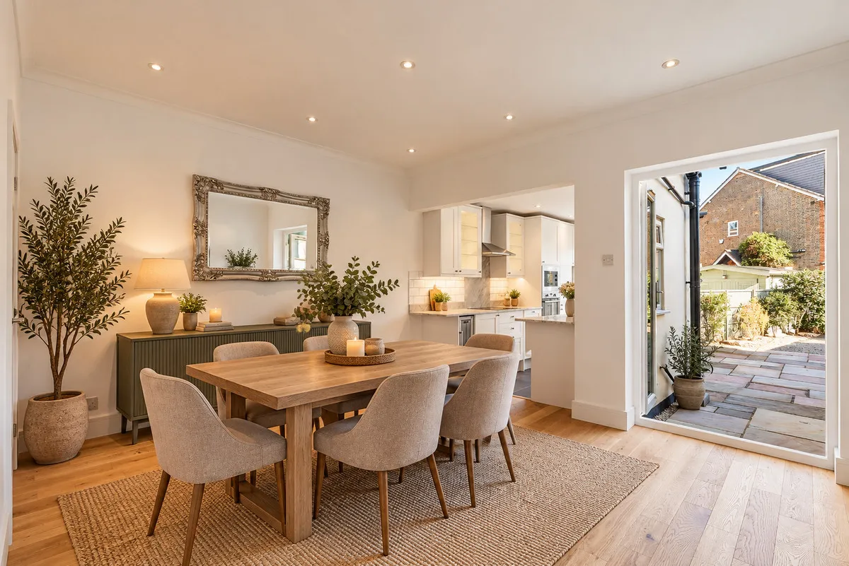 Glencoe Road, Weybridge, KT13, photo 2