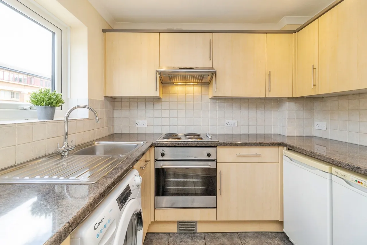 North Thirteenth Street, MK9, photo 6