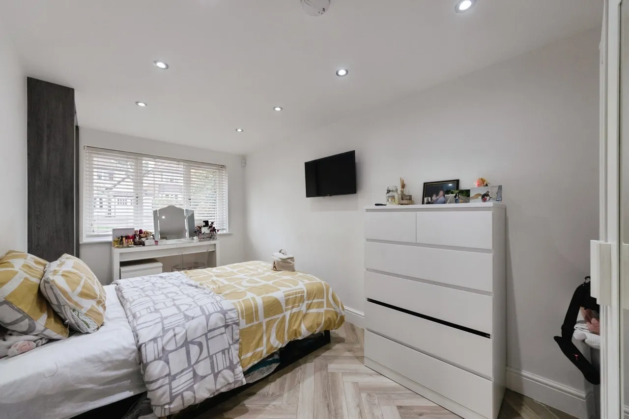 The Hurst, Birmingham, B13, photo 16