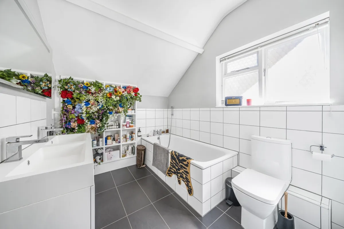 Mowbray Road, London, SE19, photo 5