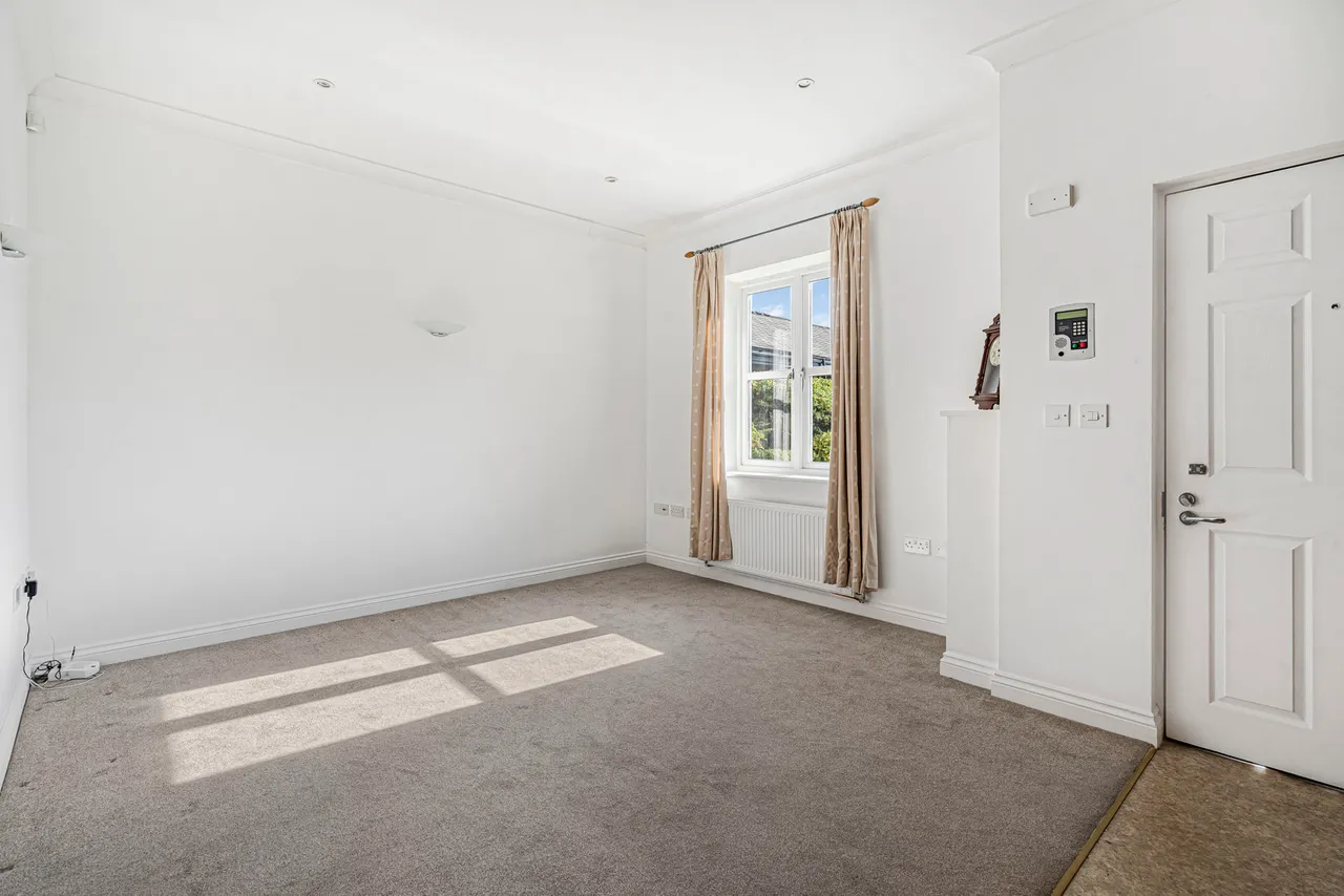 Alexandra Road, Aldershot, GU11, photo 6