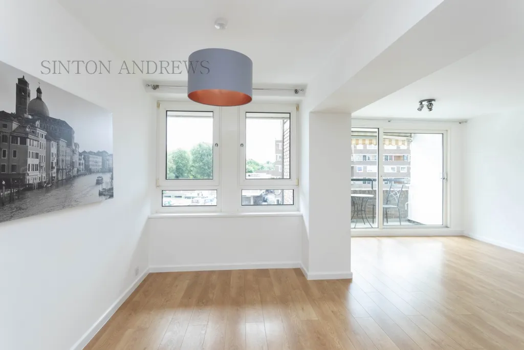 Justin Close, Numa Court, photo 4