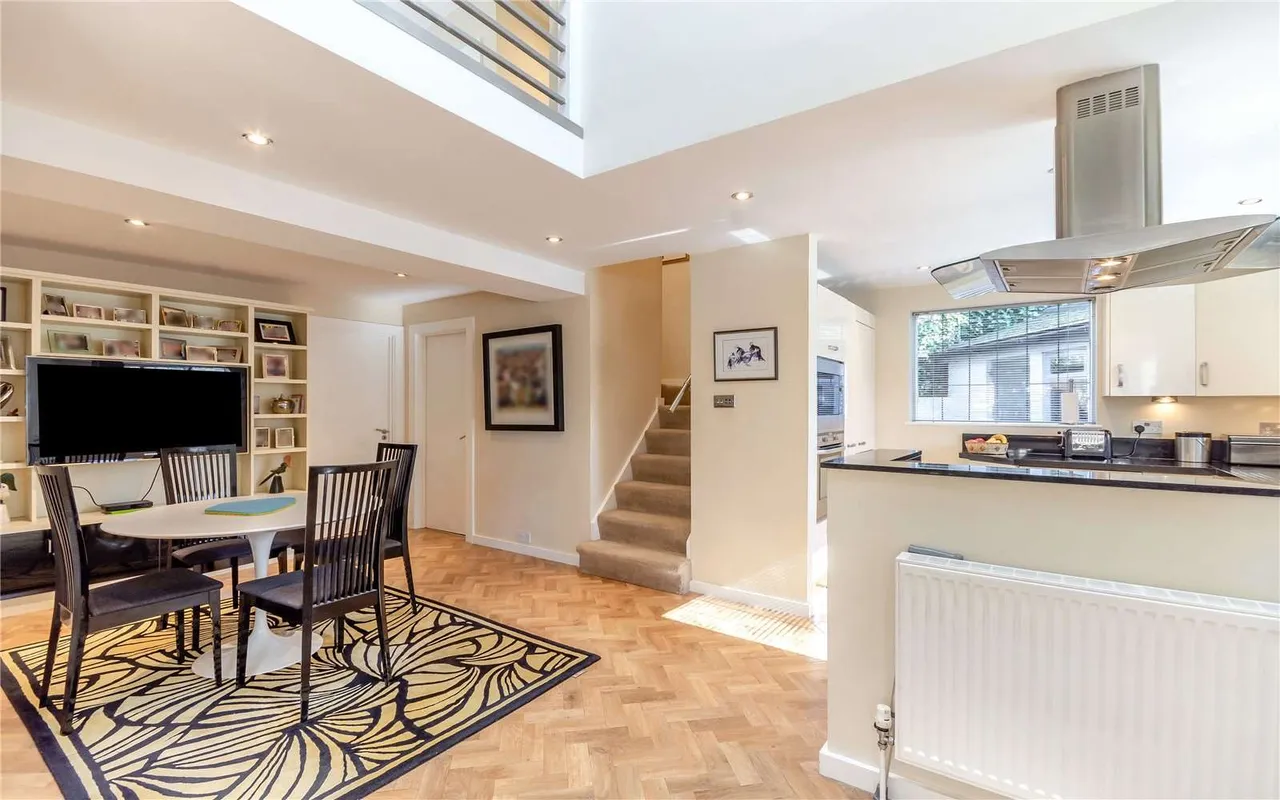 Tavistock Drive, Mapperley Park, Nottingham, NG3 5DU, photo 7