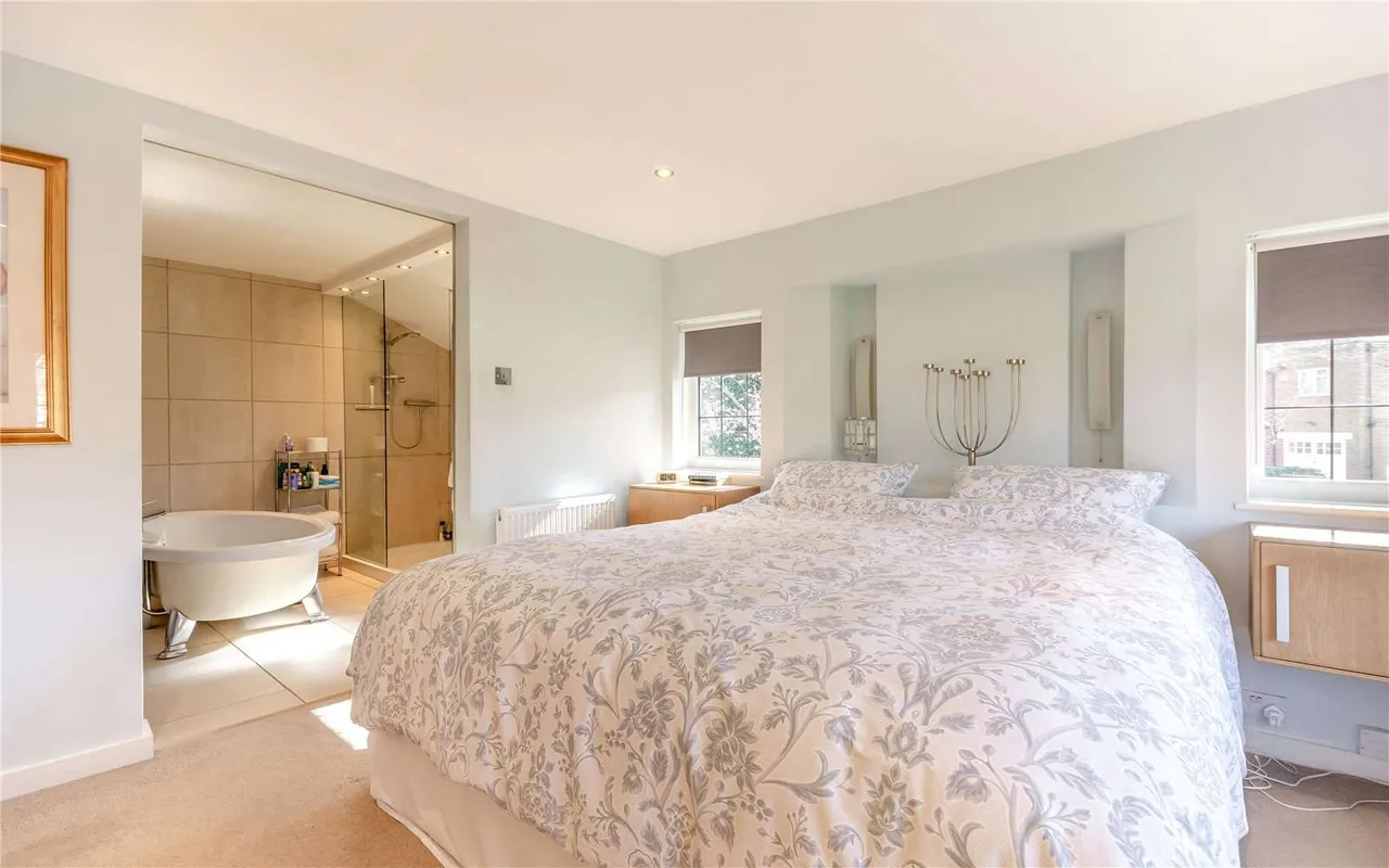 Tavistock Drive, Mapperley Park, Nottingham, NG3 5DU, photo 11