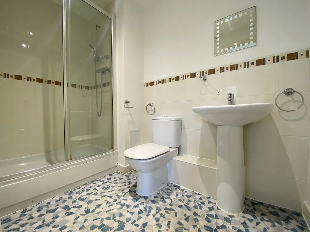 Cloudeseley Close, Sidcup, DA14, photo 5