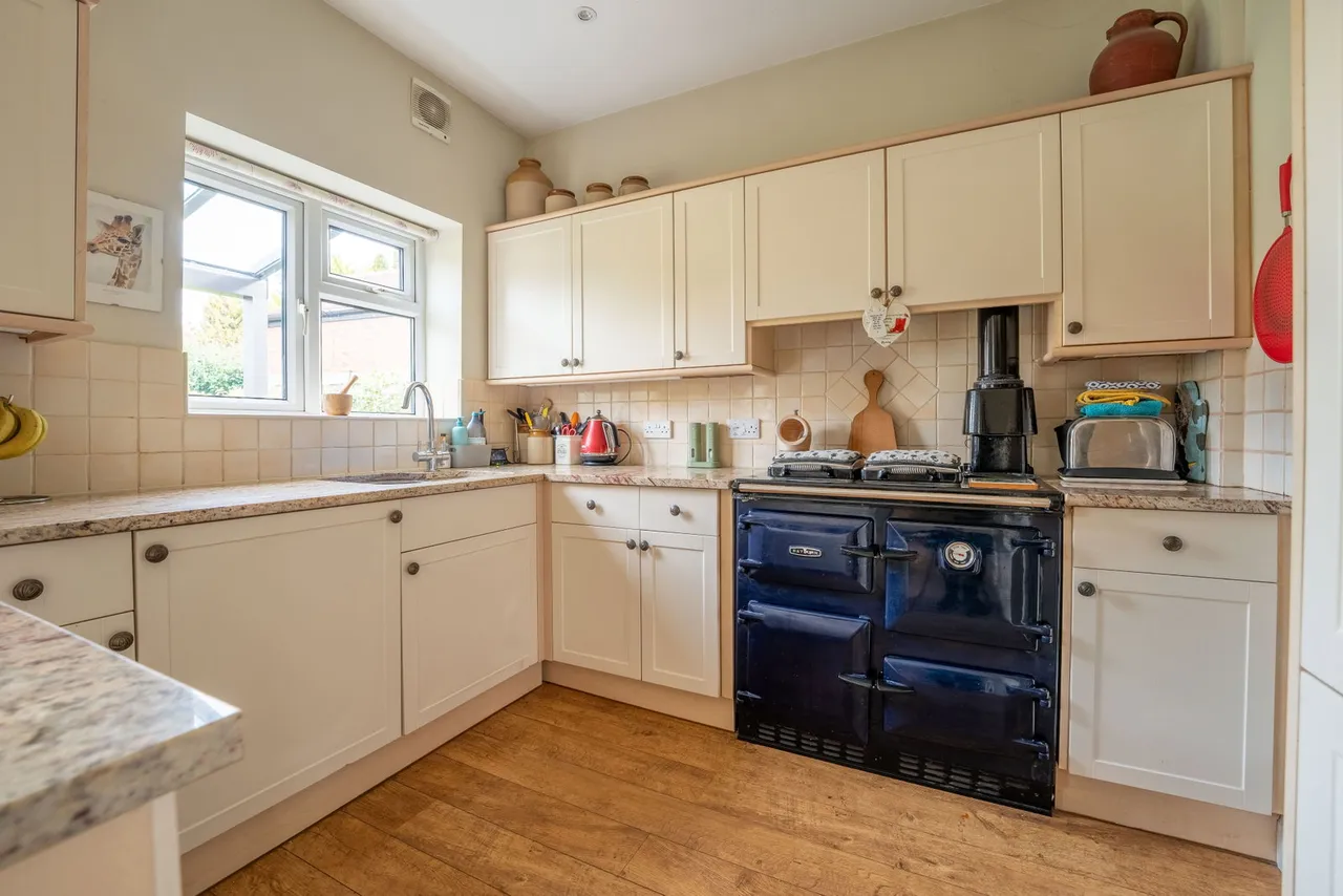 Heworth Hall Drive, York, YO31 1AG, photo 3