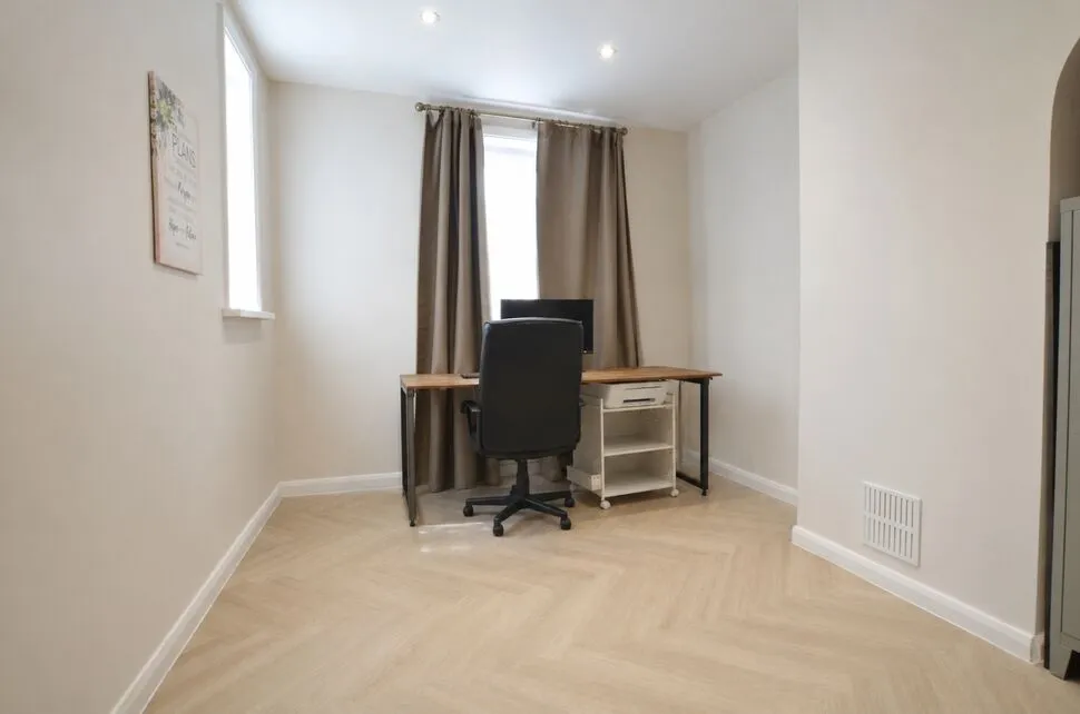 Elfrida Crescent, London, SE6, photo 5