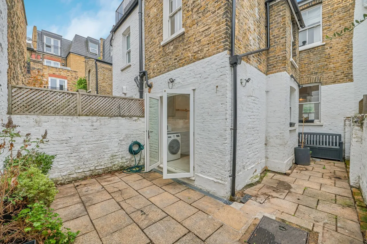 Balfern Street, London, SW11, photo 5