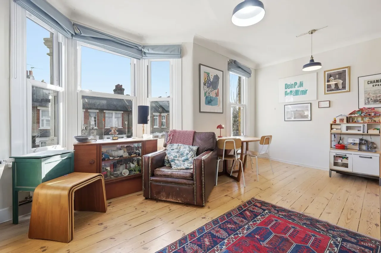 Richmond Road, London, E11, photo 8