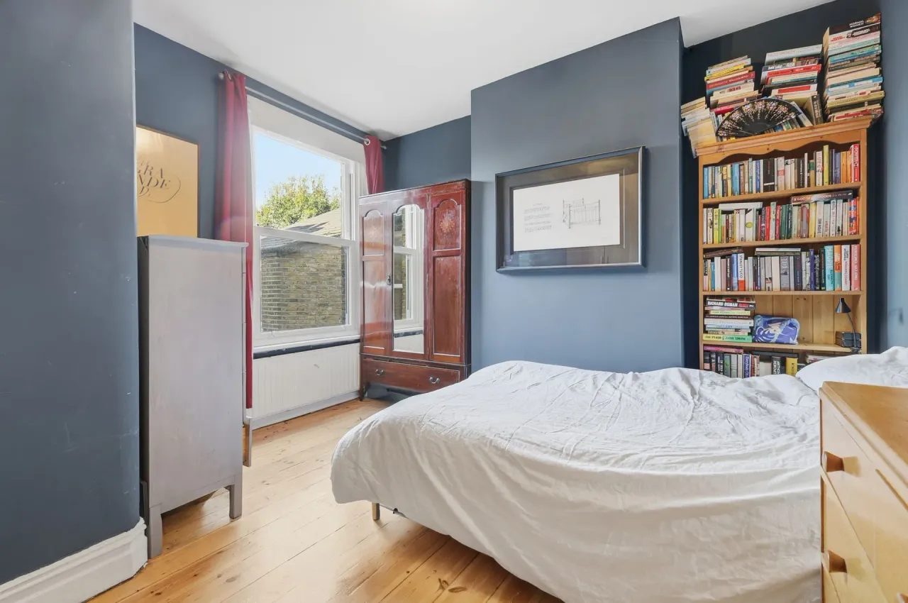 Richmond Road, London, E11, photo 10