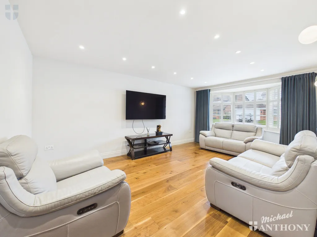 Elizabeth Close, Aylesbury, HP21 9XX, photo 6