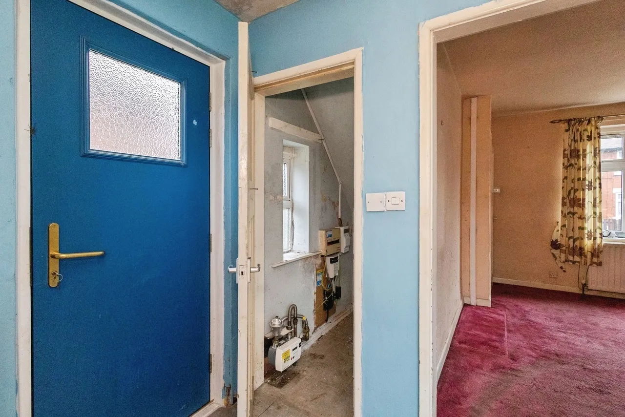 Waddicor Avenue, OL6, photo 6