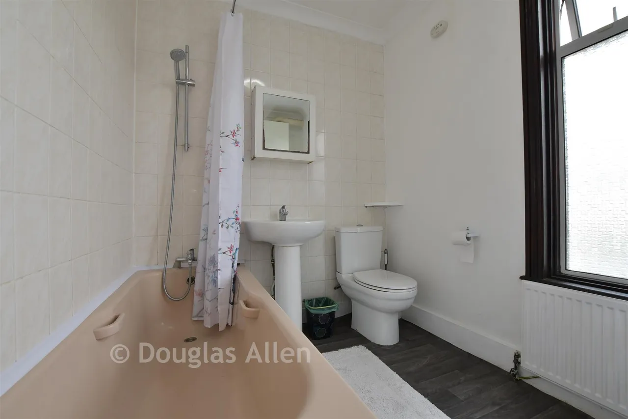 Grange Road, Ilford, IG1, photo 5