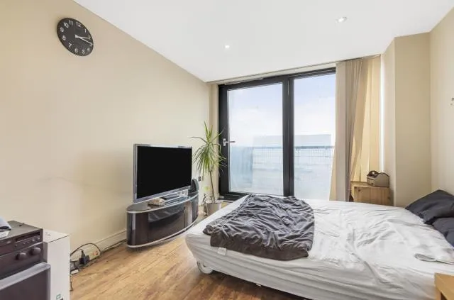 Kingsway, London, N12, photo 5