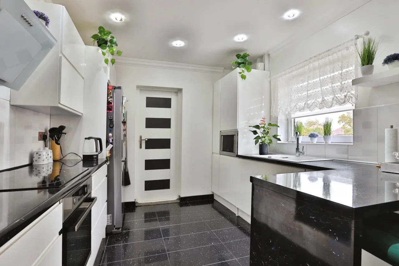 Batchelor Road, West Howe, BH11, photo 4
