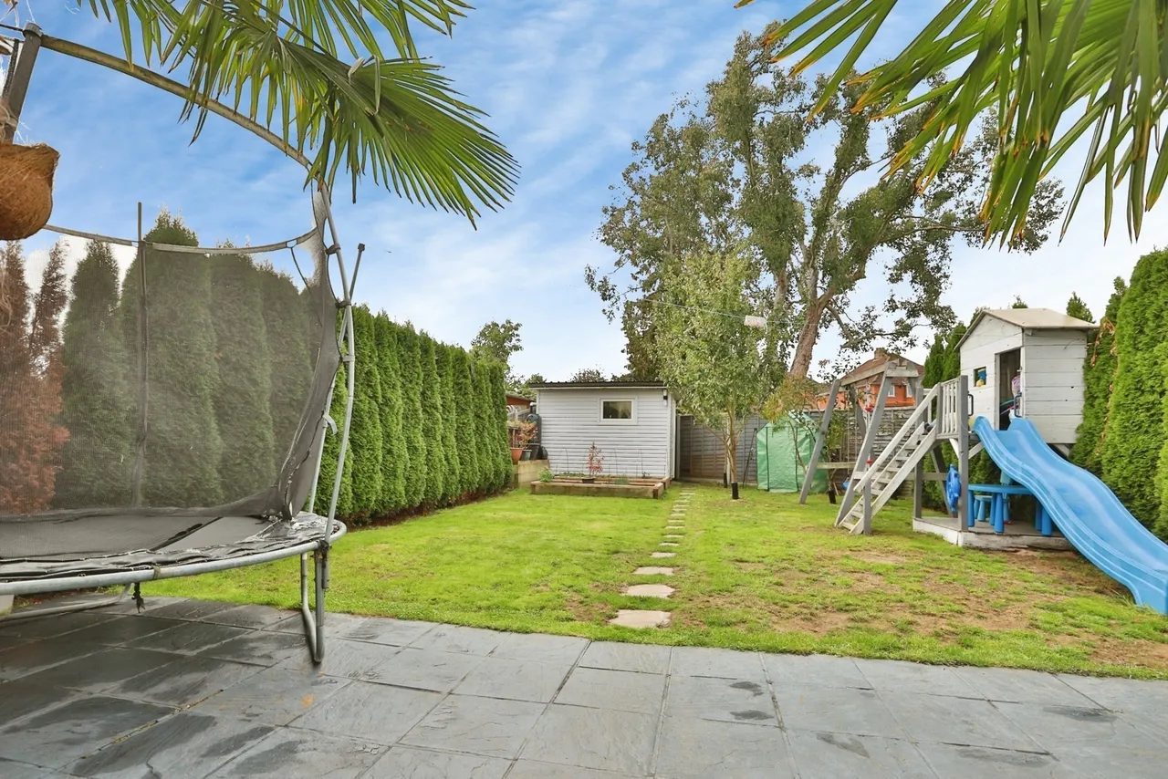 Batchelor Road, West Howe, BH11, photo 2