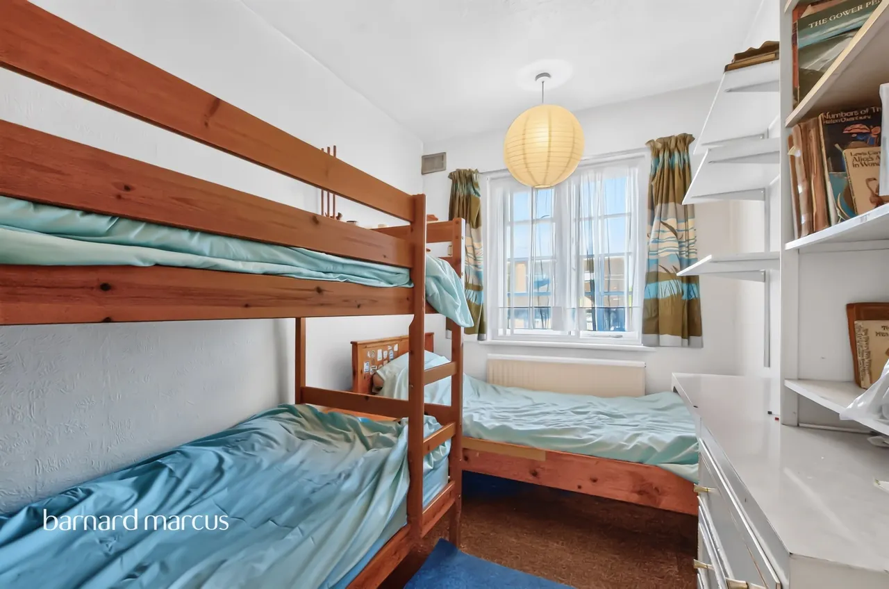 Ridgeview Road, London, N20, photo 21