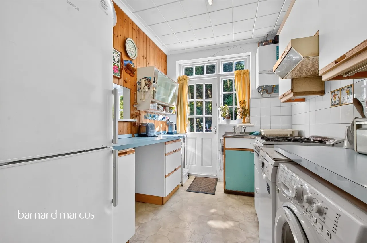 Ridgeview Road, London, N20, photo 13