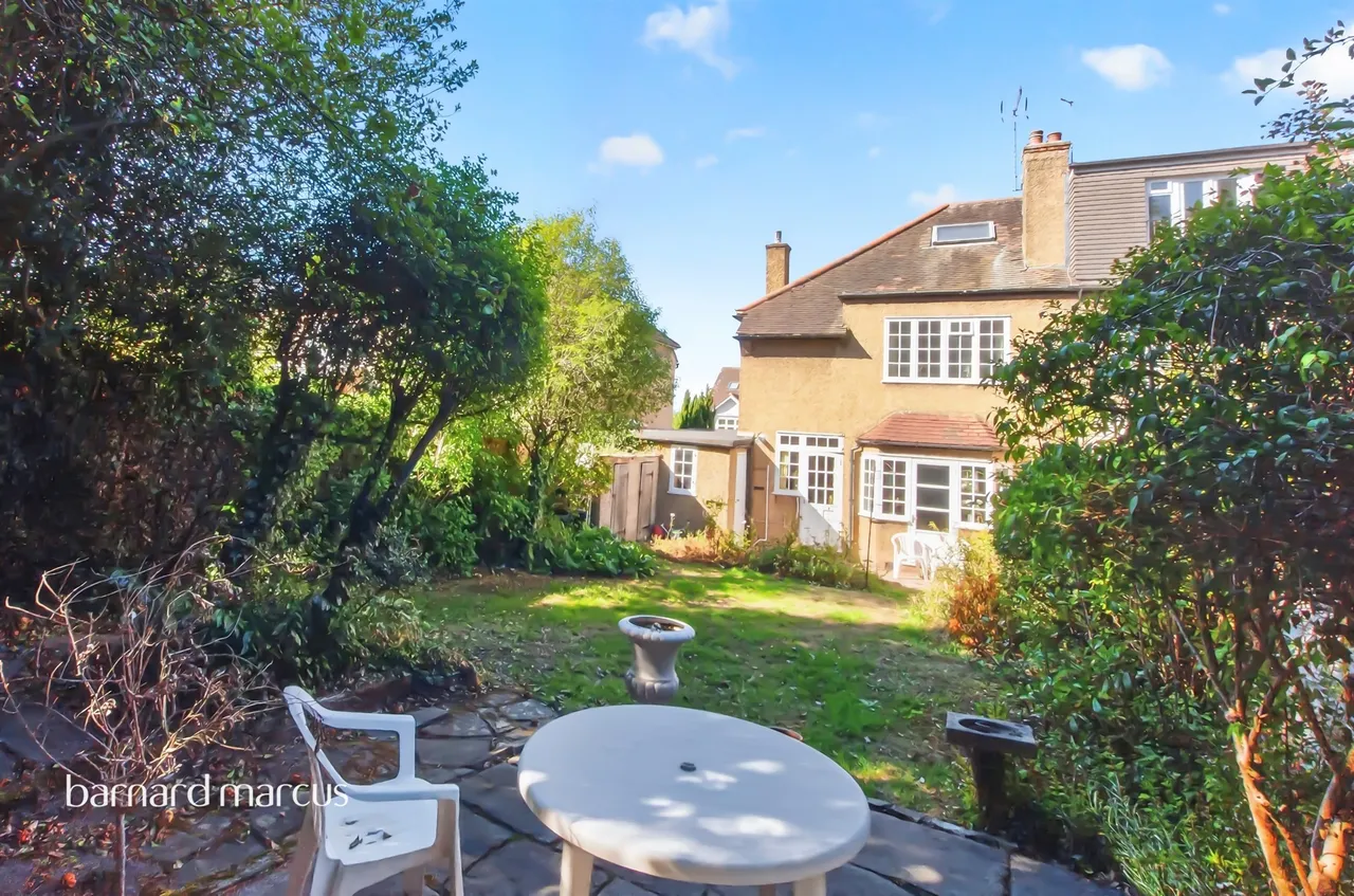 Ridgeview Road, London, N20, photo 19