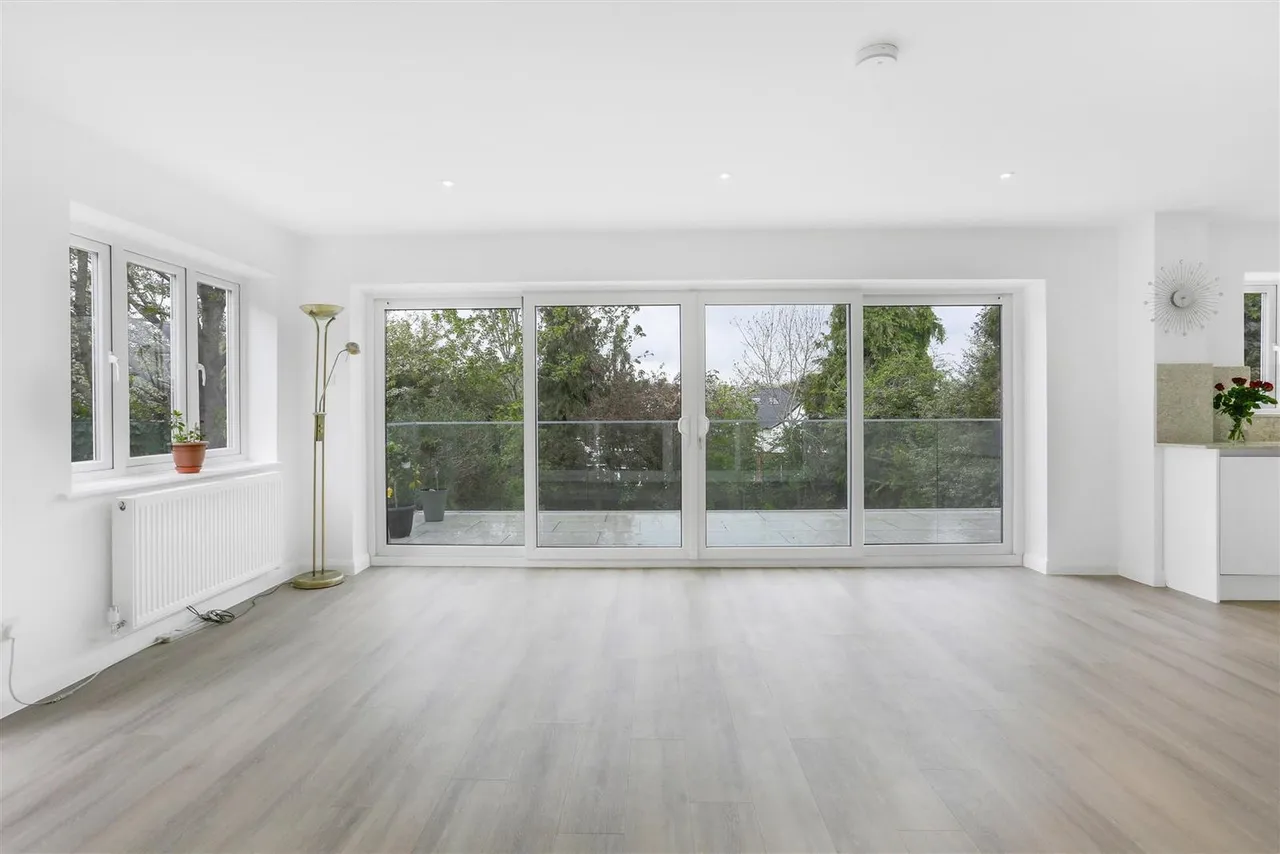 Nonsuch Walk, Cheam, SM2 7LG, photo 7
