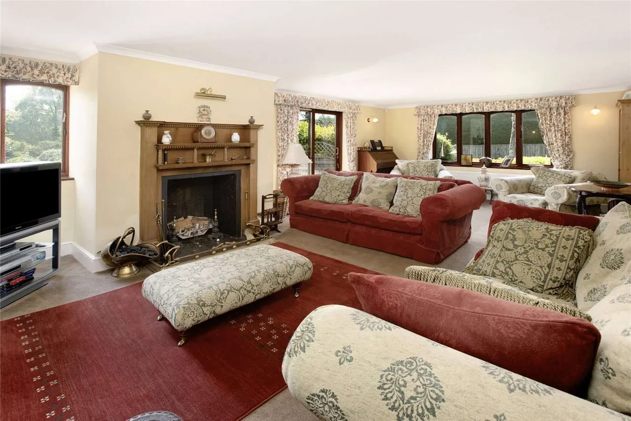 Cadhay Lane, Ottery St. Mary, Devon, EX11 1QZ, photo 4