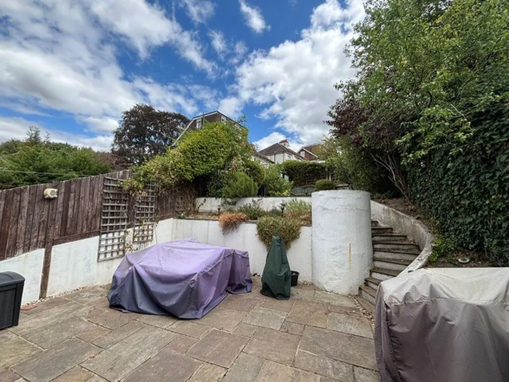 Famet Avenue, Purley CR8 2DN, photo 15