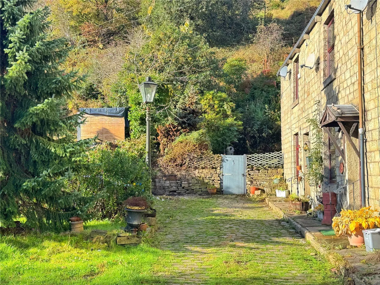 Rose Street, Waterfoot, BB4, photo 17