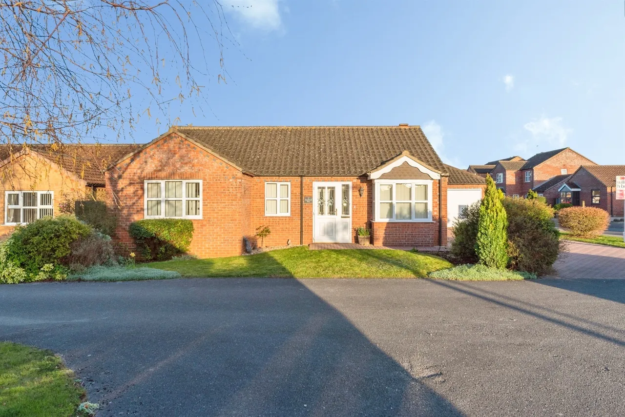 Headland Way, Navenby, Lincoln, photo 9