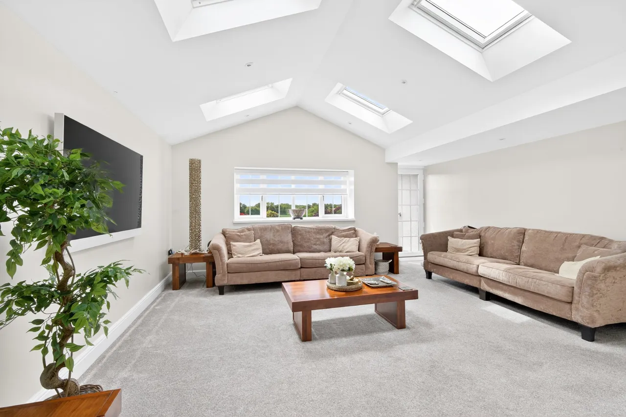 Feathers Hill, Hatfield Broad Oak, CM22, photo 4
