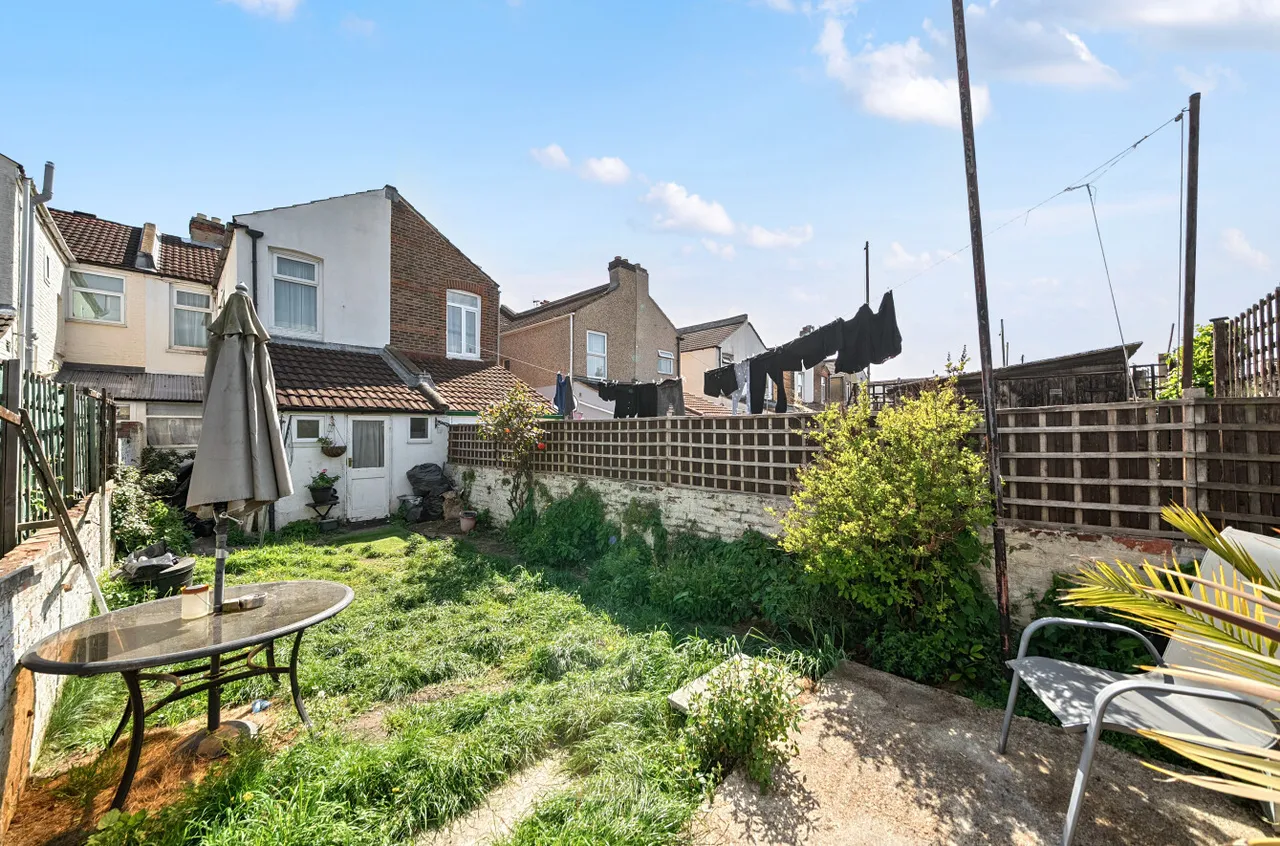London Avenue, Portsmouth, PO2, photo 11