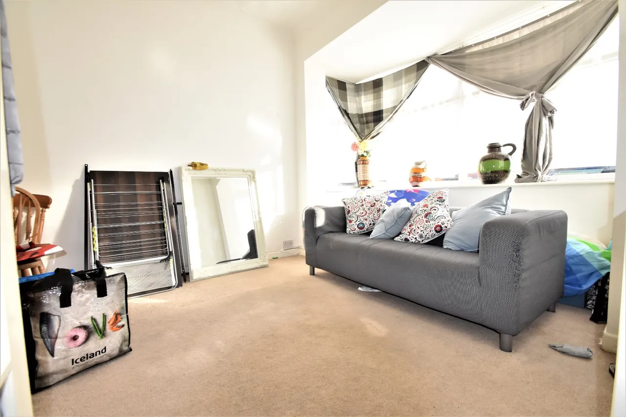 London Avenue, Portsmouth, PO2, photo 8