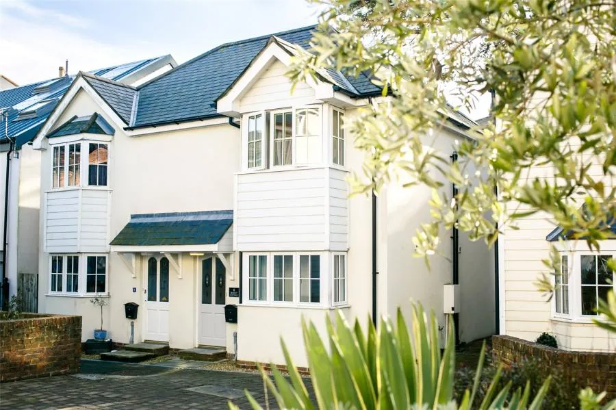 High Street, Ventnor, PO38, photo 15