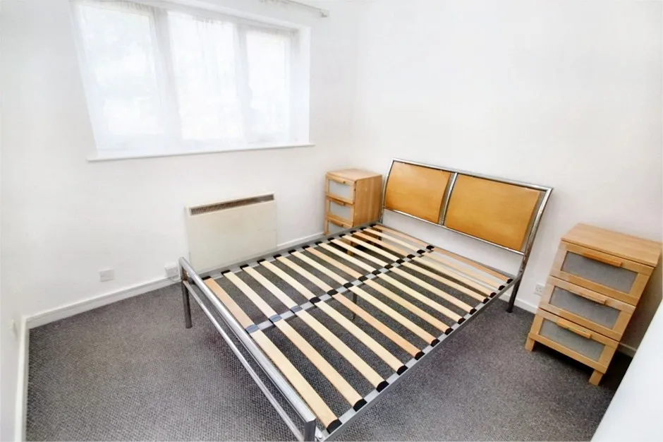 Turnpike Lane, Uxbridge, UB10, photo 5