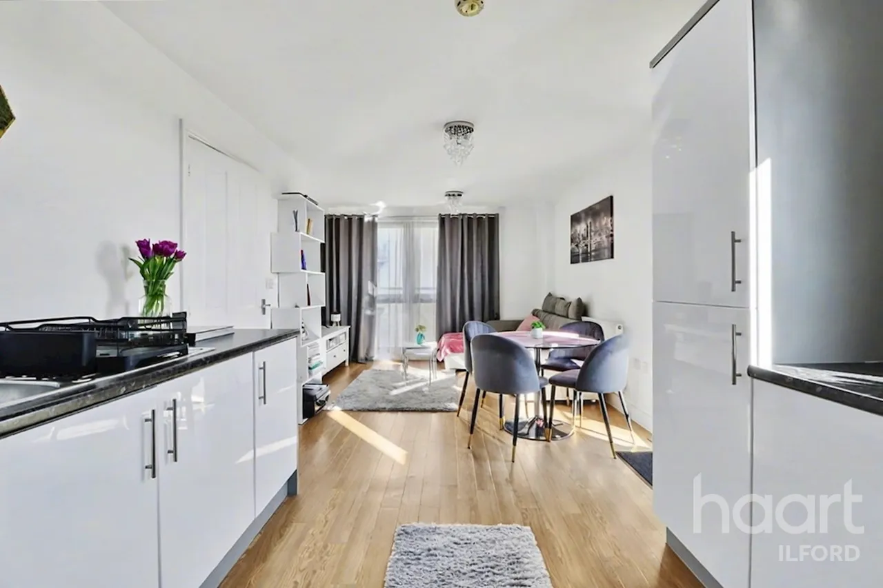 Perth Road, Ilford, IG2, photo 10