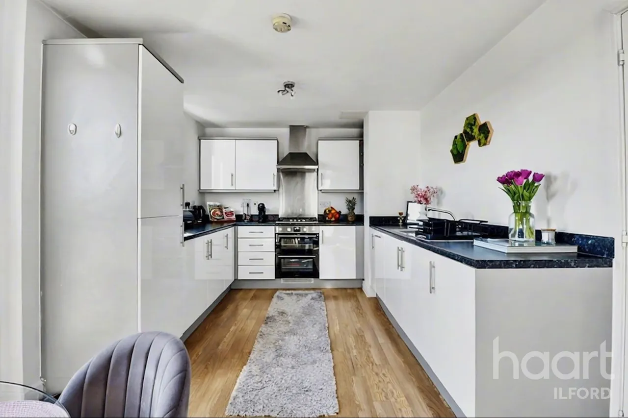 Perth Road, Ilford, IG2, photo 14