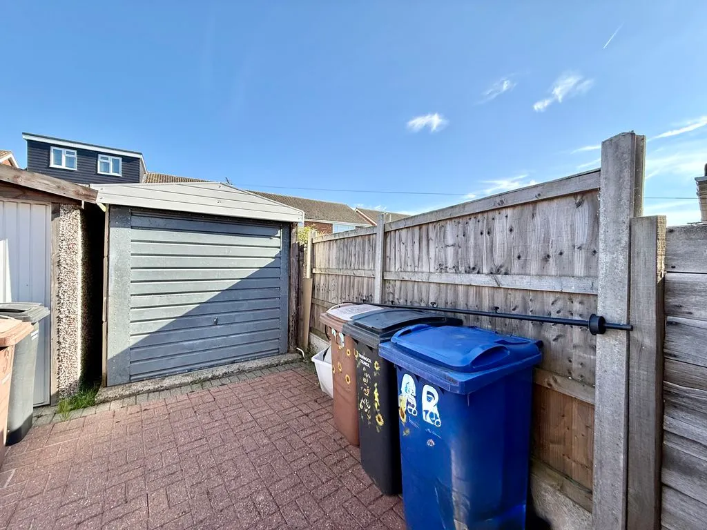 Tudor Avenue, Stanford-Le-Hope, SS17, photo 11