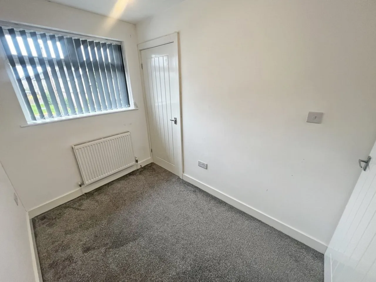 Montgomery Road, Widnes, Cheshire, photo 8