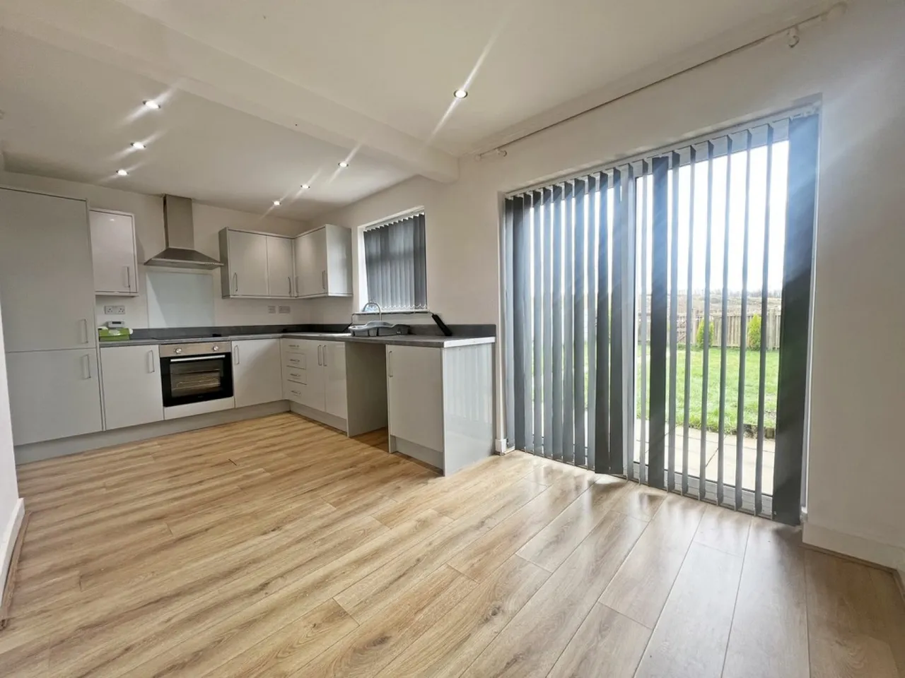 Montgomery Road, Widnes, Cheshire, photo 4