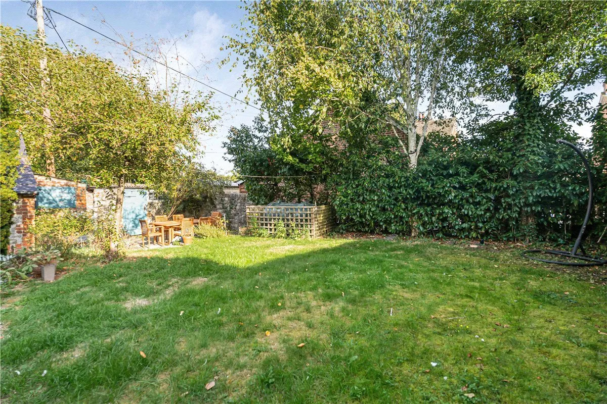East Kennett, Marlborough, SN8, photo 16